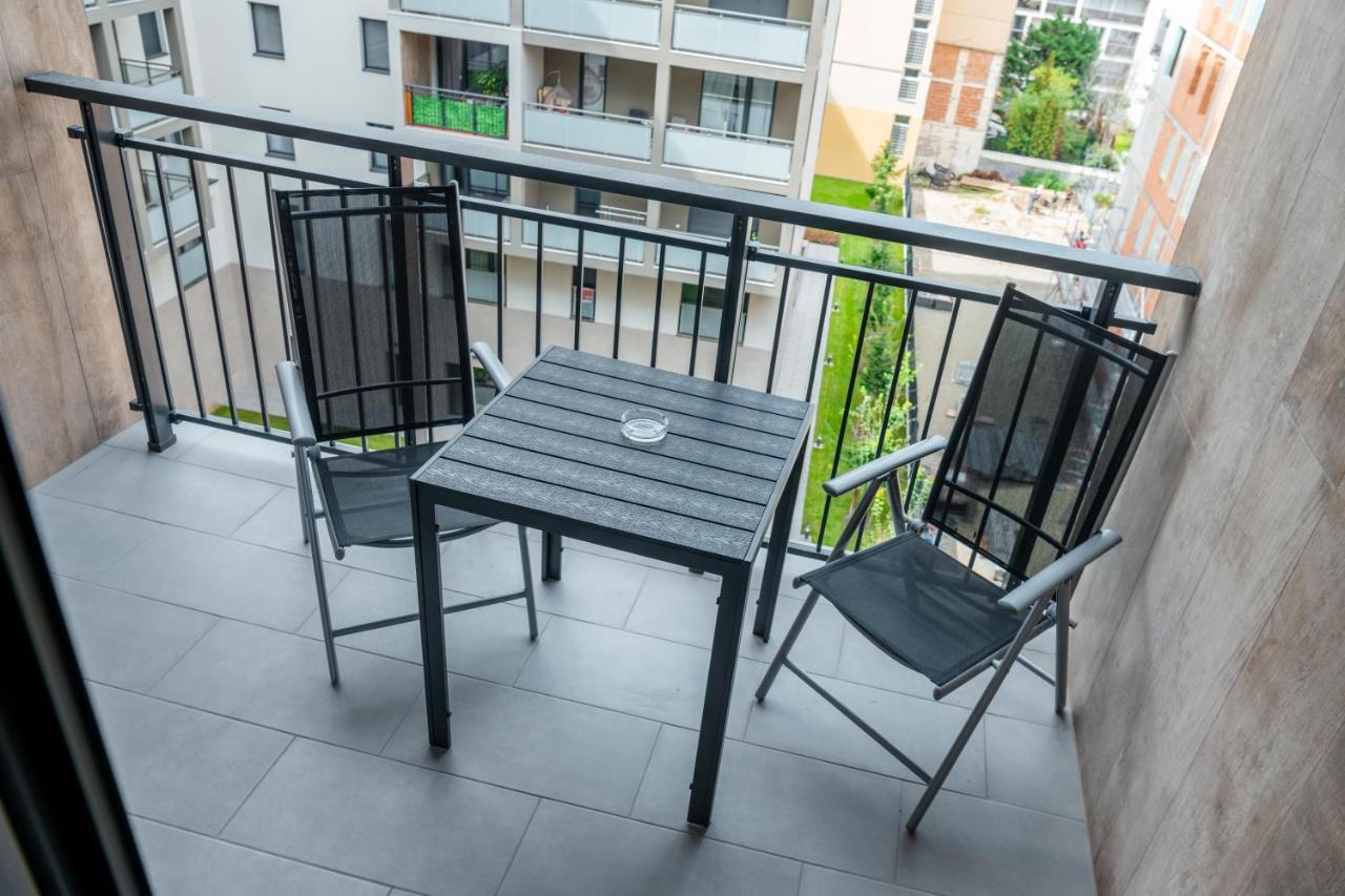 Westside Apartments By Urbanrent Budapeşte Dış mekan fotoğraf