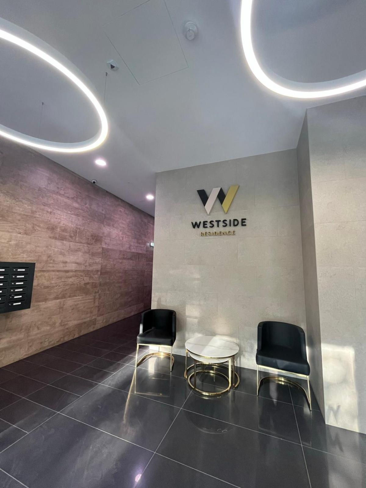 Westside Apartments By Urbanrent Budapeşte Dış mekan fotoğraf